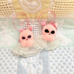 画像1: Fairy Alien Keychain