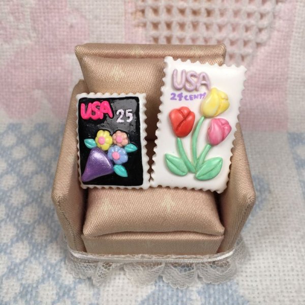 画像1: ☆SALE☆¥2,000☆  stamp brooch (1)