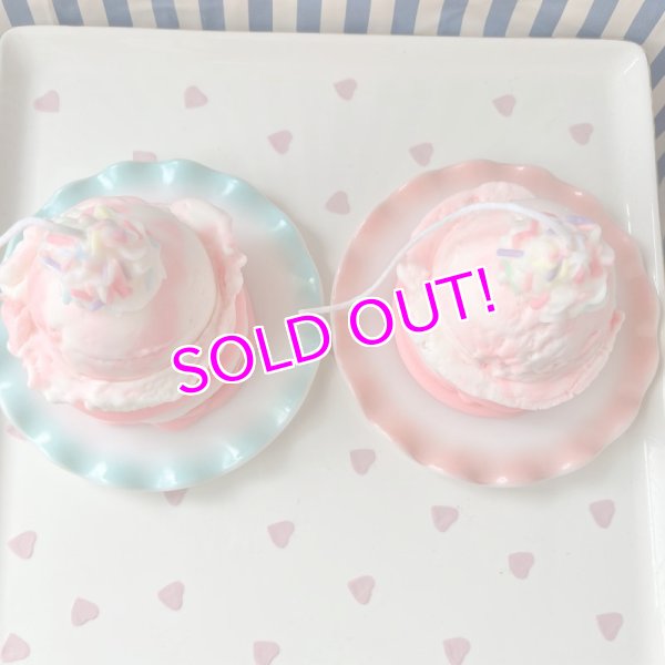 画像2: Icecream on the cookie sandwitch candle (2)